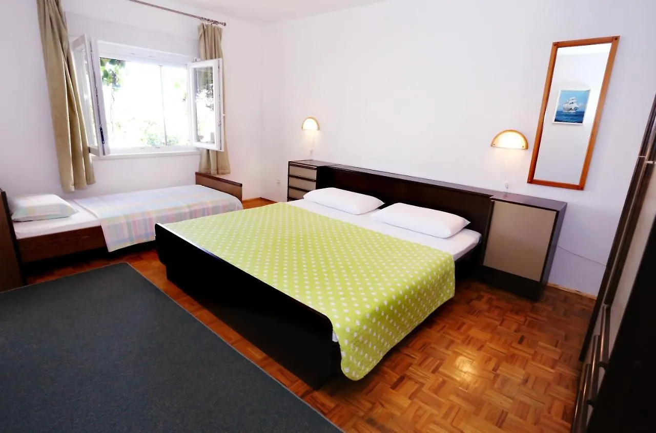 Apartments By The Sea Trogir - 10342